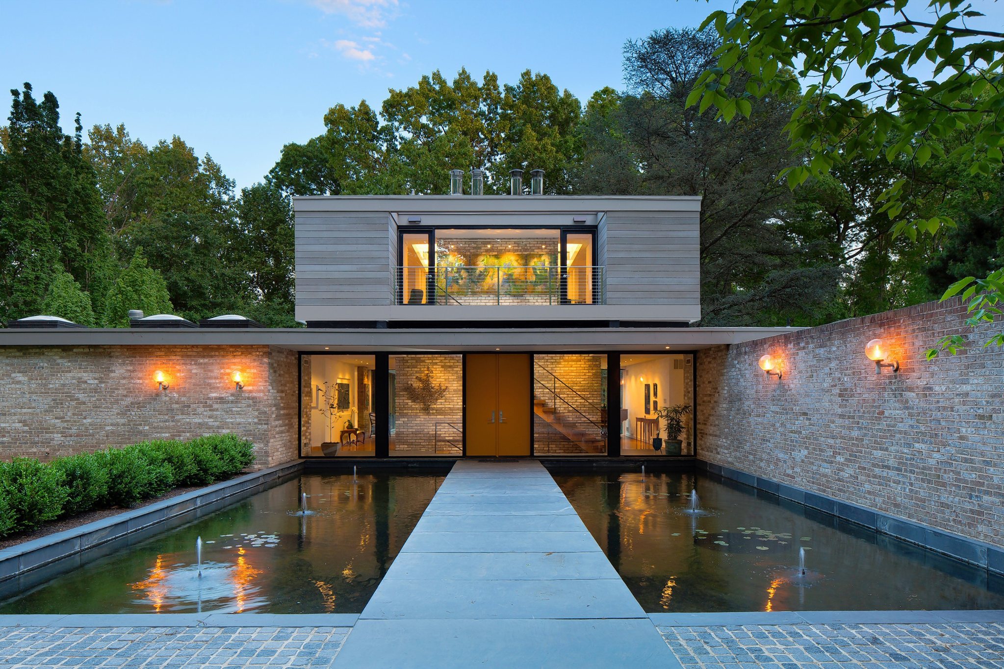 Architect's first house renovated, image size:2047x1365